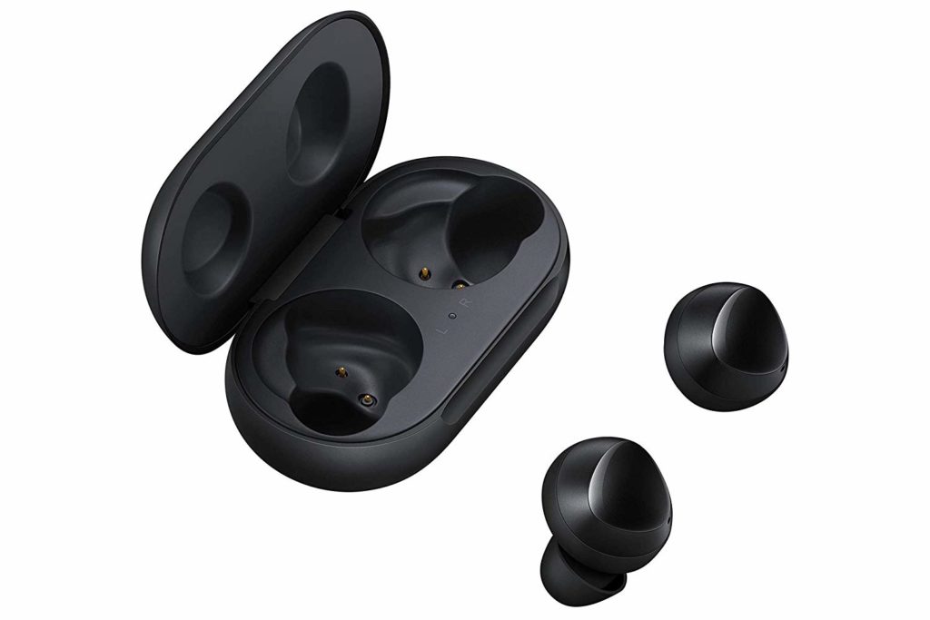 This image has an empty alt attribute; its file name is samsung-galaxy-buds-review-1024x683.jpg