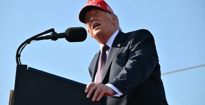 Trump Orders Federal Agencies to Stop Utilizing Anthropic Services Because of Pentagon Conflict