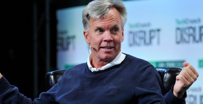 Ron Johnson Talks About His Involvement in Developing Apple Retail alongside Steve Jobs