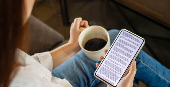 The Kindle App for iOS Provides Functionality Unavailable on Previous Kindle Devices