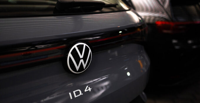 Volkswagen Aims to Cut 100,000 Positions