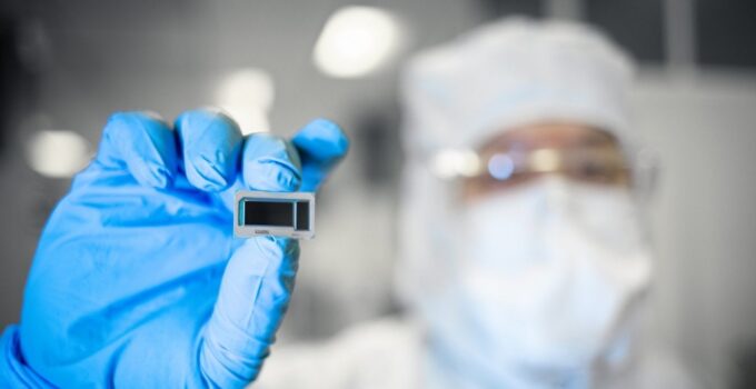 Apple's Tariff Exemption Possibly Affected by Deal with Intel