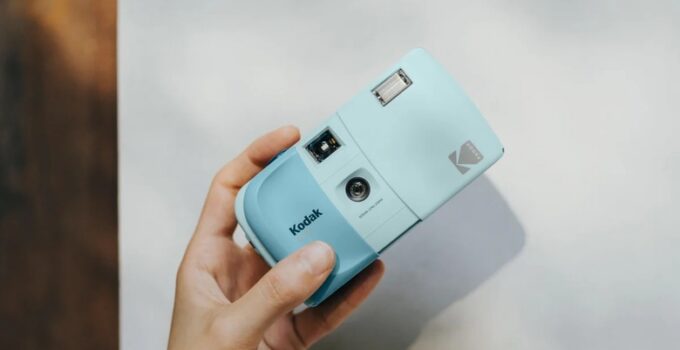 Kodak EC35: A User-Friendly and Compact 35mm Film Camera Perfect for Novices