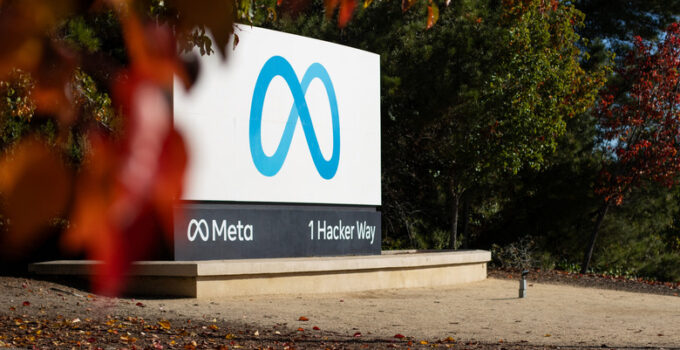 Meta Exits Renewable Energy Program, Boosts Dependence on Natural Gas for Data Centers