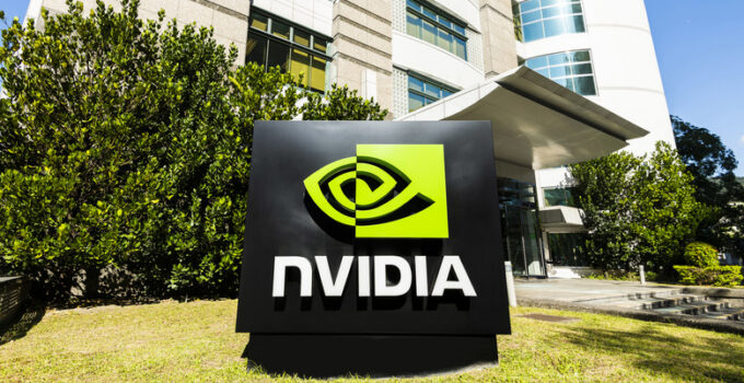 China Allows ByteDance and Tencent to Bring in 10,000 H200 Chips