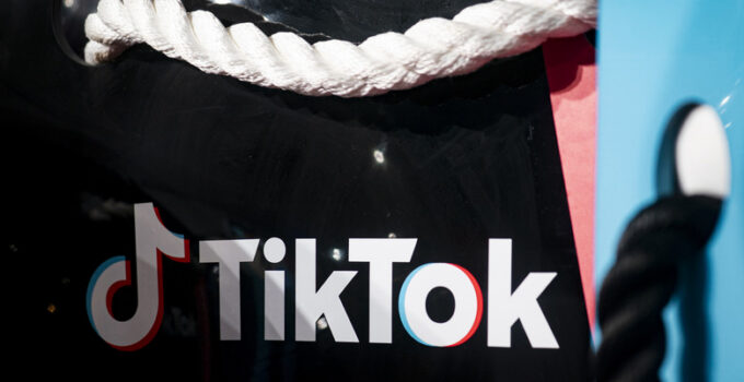 Government Employees Allowed to Use TikTok During Work Hours Once More