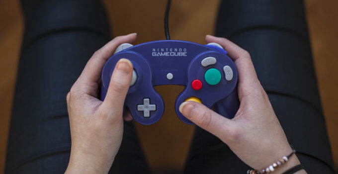 Reasons for the GameCube Controller's Appeal to Gamers